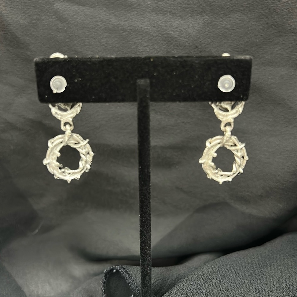 Rustic Silvertone Dangle Earrings - Picture 4 of 5